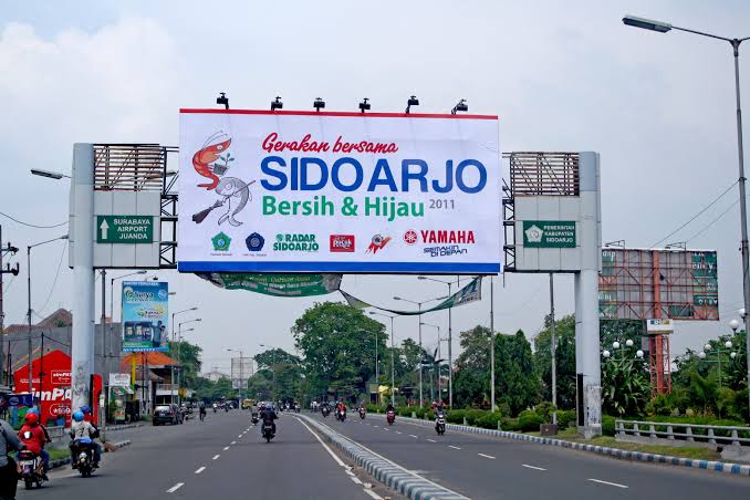 Kabupaten Sidoarjo menjadi daerah yang merasakan gempa