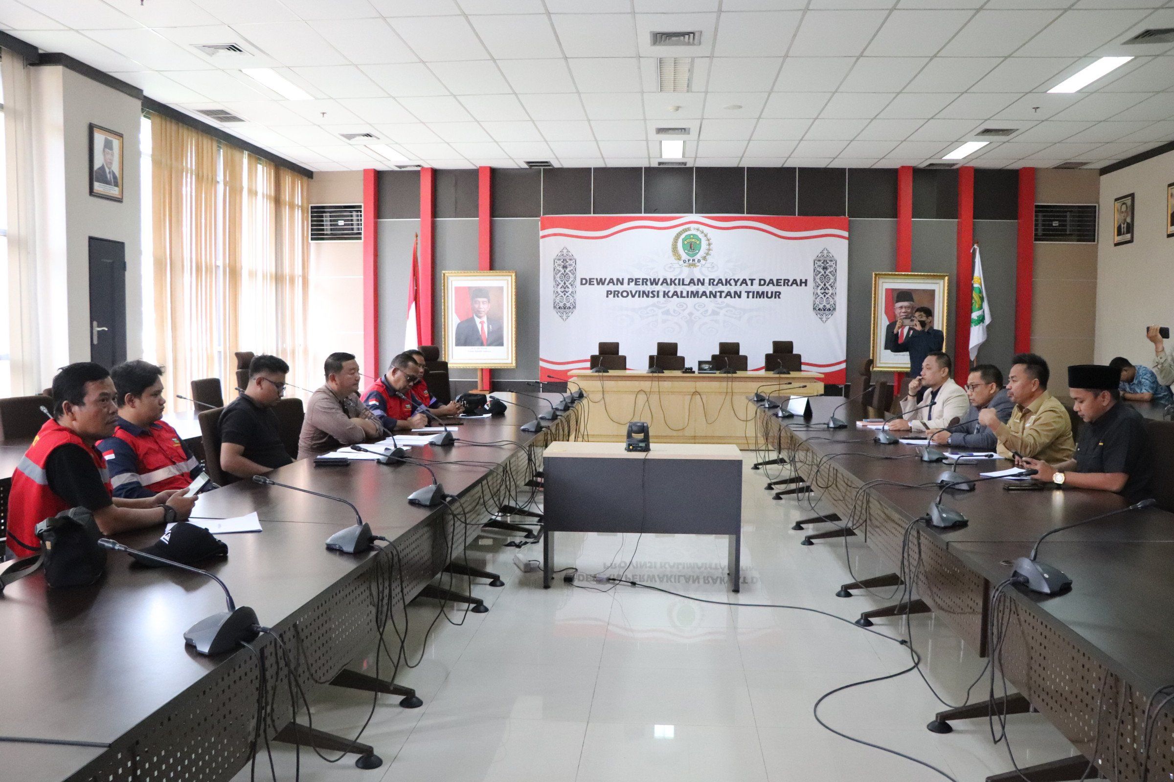 Serap Aspirasi, DPRD Kaltim Pastikan Akan Tindaklanjuti Persoalan Karyawab PT BEP  (Foto: Humas DPRD Kaltim)