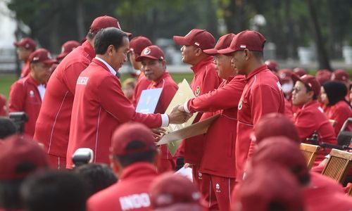 WhatsApp ImagJokowi serahkan bonus atlet Asean Para Gamese 2023-07-03 at 19.03.26.jpeg