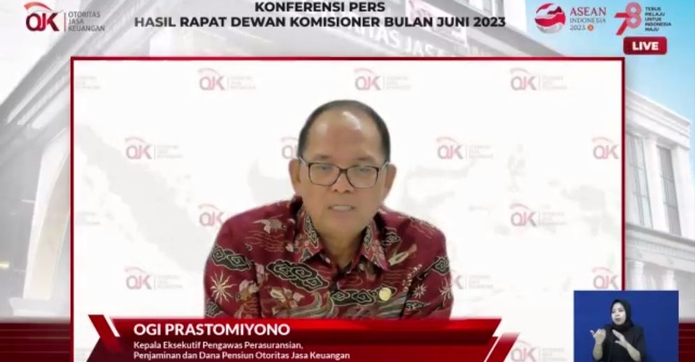 Kepala Eksekutif Pengawas Perasuransian, Dana Pensiun, Lembaga Pembiayaan, dan Lembaga Jasa Keuangan Lainnya OJK Ogi Prastomiyono