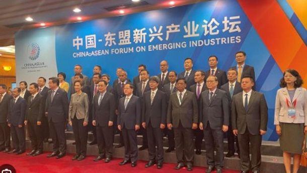 Hadiri Forum Industri di Tiongkok, Menperin Agus Gumiwang Kartasasmita Beberkan Kekuatan ASEAN