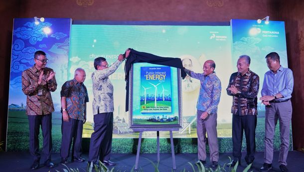 Komisaris Utama PGN Arcandra Tahar Terbitkan Buku Public Interest in Energy Sector