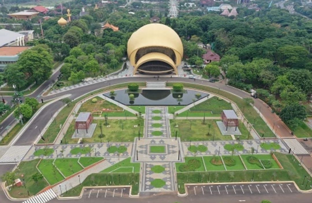 Keong Emas TMII 