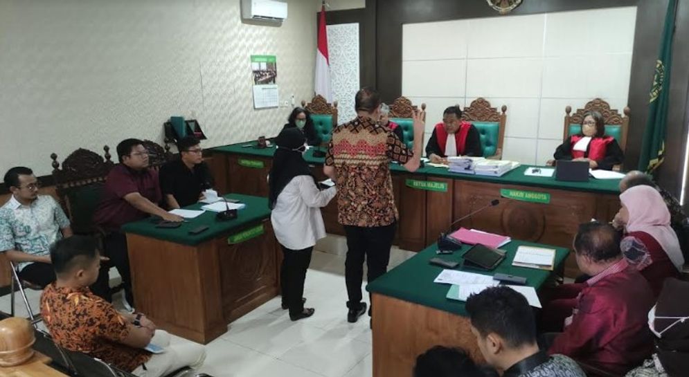 Johanes Roy saat memberikan kesaksian di Pengadilan Negeri Sidoarjo, Jawa Timur, Rabu (5/7).