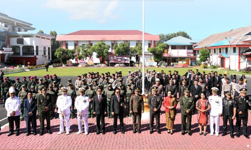 Upara peringatan HUT Bhayangkara ke-77 yang digelar di Lapangan Kantor Walikota Bitung. (Foto:Istimewa)