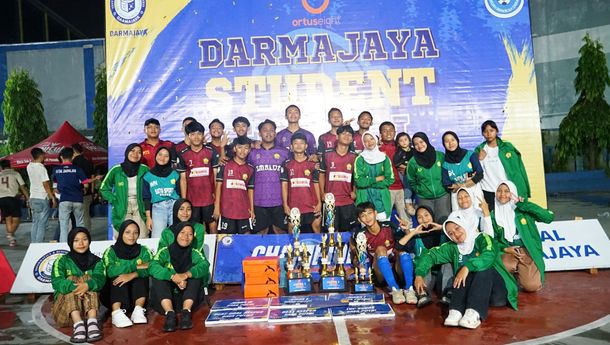SMA Al-Huda Jatiagung Katagori Putra Putri Juara DSFT 2023