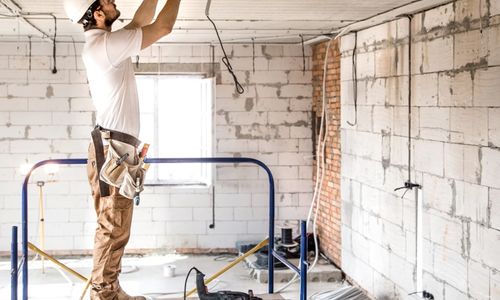 5 Jenis Renovasi Rumah yang Justru Menghabiskan Uang dengan Sia-sia