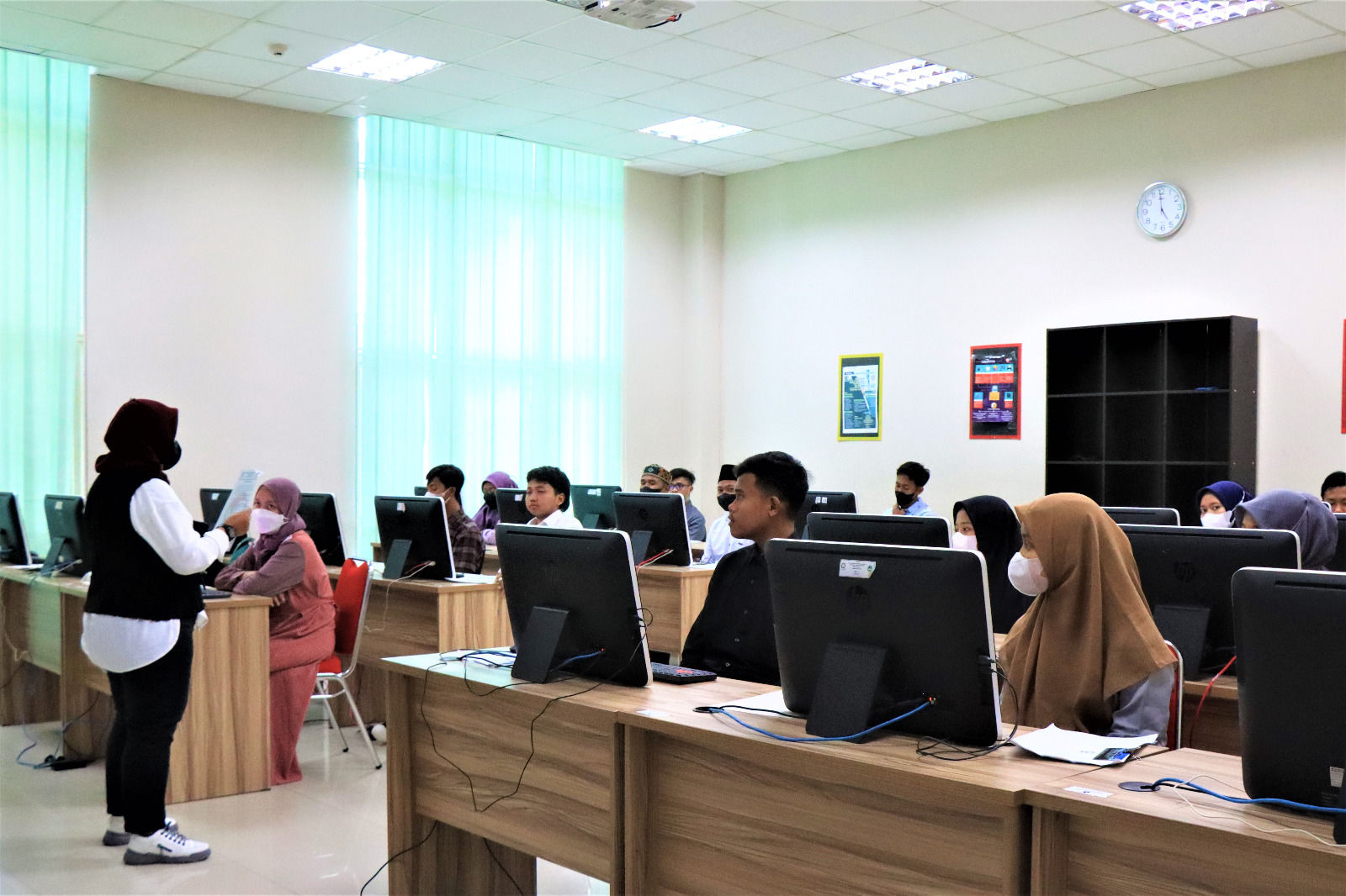 Peserta ujian mandiri di Uinsa. 