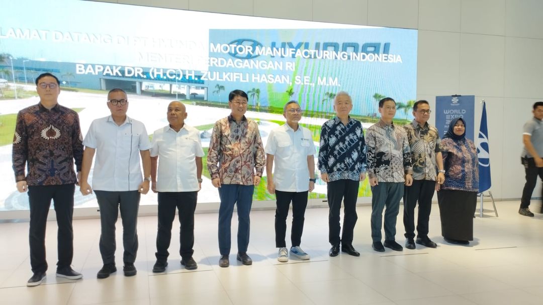 Menteri Perdagangan Zulkifli Hasan di PT Hyundai Motor Manufacturing Indonesia (HMMI)