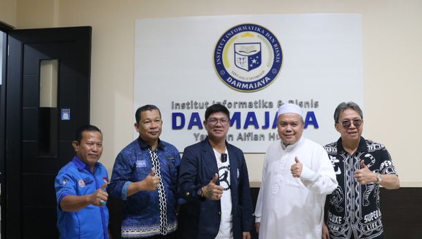 Andika Mahesa Resmi Menjadi Mahasiswa IIB Darmajaya