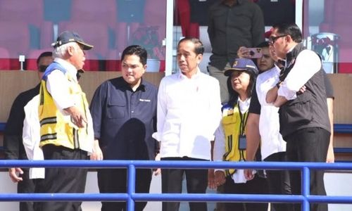 Menteri PUPR basuki dan jokowi.jpeg