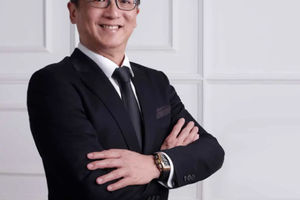 Konglomerat asal Surabaya, Hermanto Tanoko, kembali memborong jutaan lembar saham emiten. Kali ini, Hermanto membeli 7,03 juta lembar saham PT Bank Danamon Indonesia Tbk (BDMN).