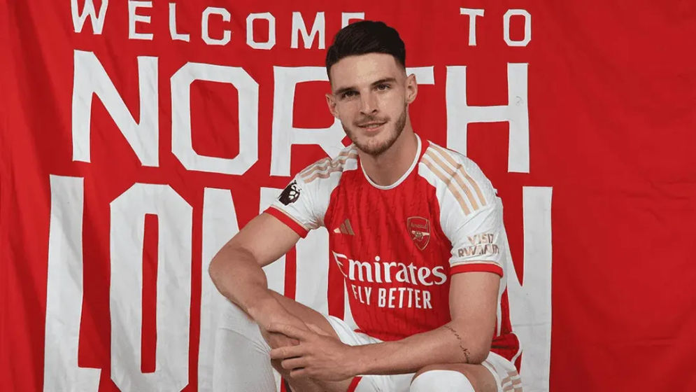 Arsenal secara resmi memperkenalkan Declan Rice sebagai rekrutan anyar ketiga pada 15 Juli 2023. 