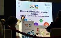 Potret Sri Mulyani dalam acara on G20 Infrastructure Investors Dialogue di Kota Gandhinagar, Gujarat