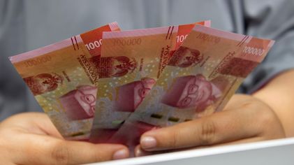 uang rupiah.jpg