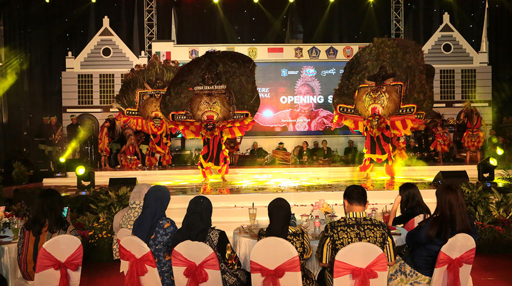 Tari Ganongan Hingga Goong Prada Semarakkan Opening Night Surabaya Cross Culture