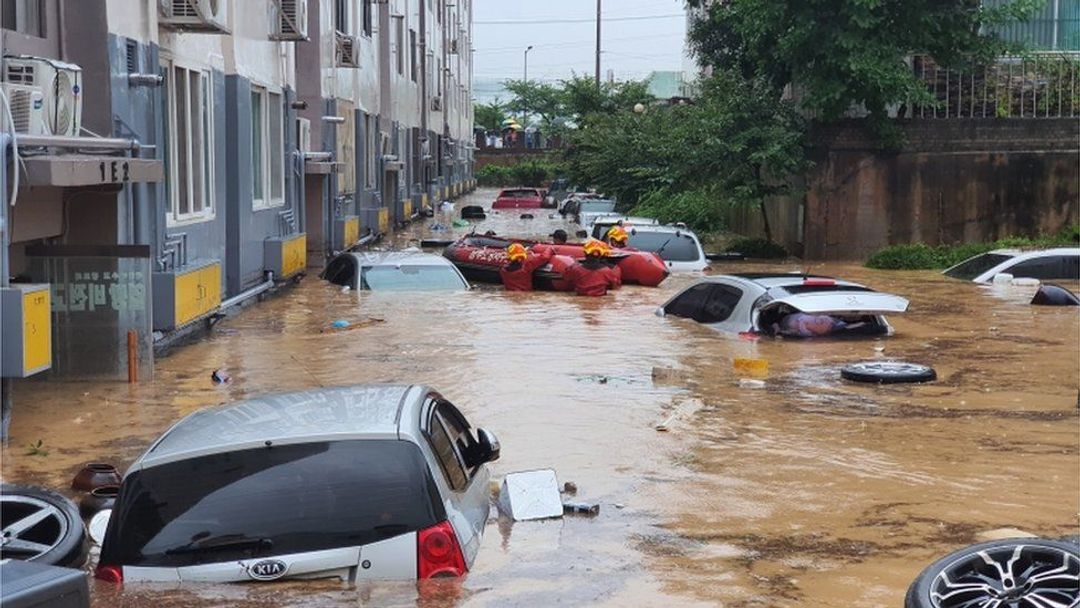 banjir korea.jpg