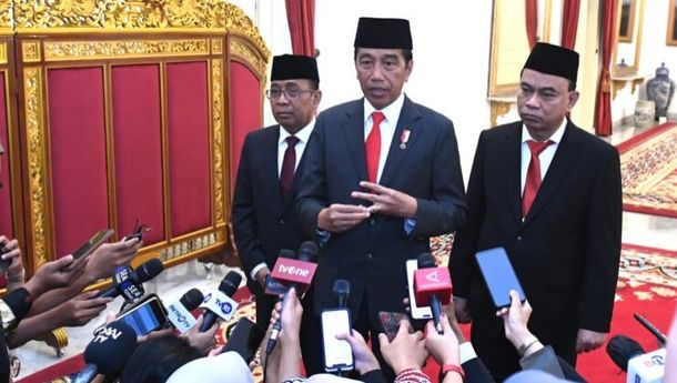 Presiden Jokowi Minta Menkominfo Budi Arie Setiadi Utamakan Penyelesaian BTS