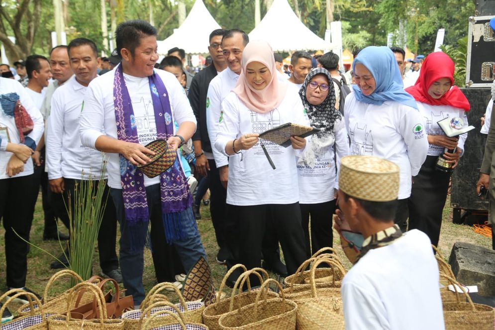 Cara Sumsel Kurangi Limbah Sampah Plastik, Ajarkan Anak Sejak Dini