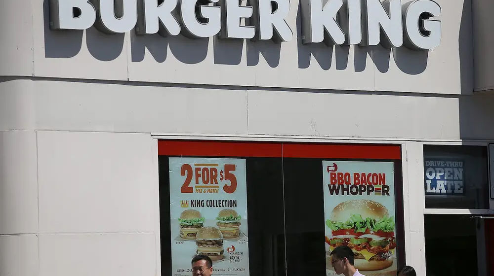 Asisten Manajer Burger King Dituduh Menyajikan Kentang Goreng yang Telah Dibuang ke Tempat Sampah 