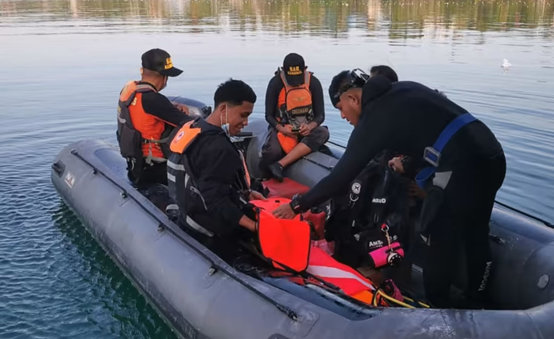 Anggota Badan Penyelamatan Nasional Indonesia