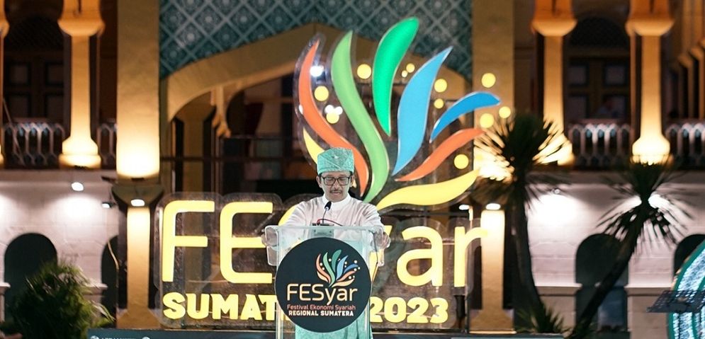 Deputi Gubernur Bank Indonesia Juda Agung pada pembukaan FESyar Sumatera 2023 di Istana Maimun, Kota Medan