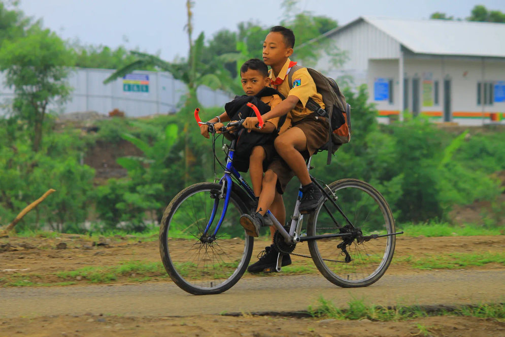  Pemerintah menegaskan postur belanja APBN selama ini telah berupaya menjamin kesehatan, pendidikan dan kesejahteraan anak-anak Indonesia. 