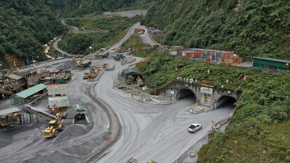 Kementerian Keuangan meminta pembangunan smelter milik PT Freeport Indonesia dipercepat hingga akhir 2023. 