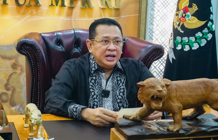 Bambang Soesatyo (Bamsoet) diketahui memegang sebanyak 45% saham dari PT Khara Nusa Investama.