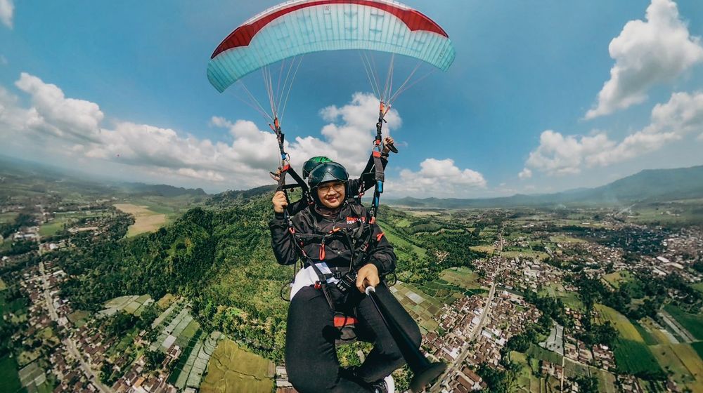 Kembangkan Wahana Paralayang di Gunung Menyan, Bupati Banyuwangi Harap Mampu Gerakkan Ekonomi Masyarakat