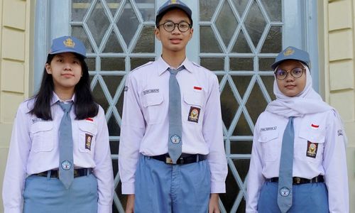 Ilustrasi Seragam Sekolah
