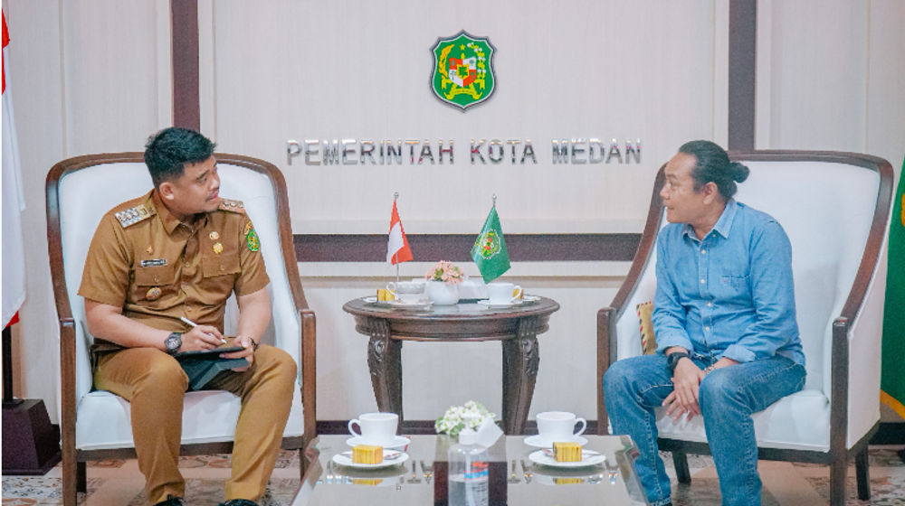 Bobby Nasution dan Kelompok Medan Theater Tronic