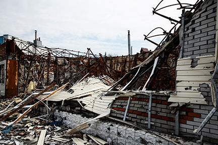Alat pendeteksi korban reruntuhan dapat dipergunakan dalam kondisii seperti potret reruntuhan bangunan di atas.