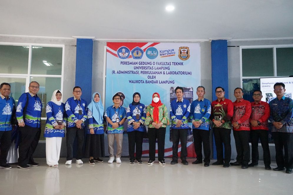 Gedung Geofisika Fakultas Teknik Universitas Lampung (Unila) diresmikan oleh Walikota Bandarlampung Eva Dwiana. 