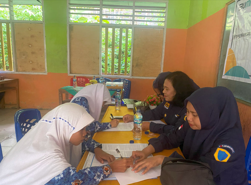 Potret Penyaluran Bantuan Kepada Siswa