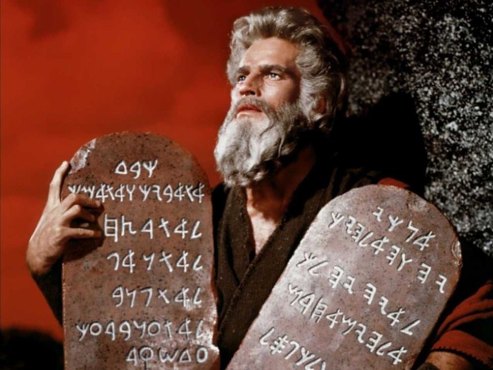 moses-and-10-commandments.jpg