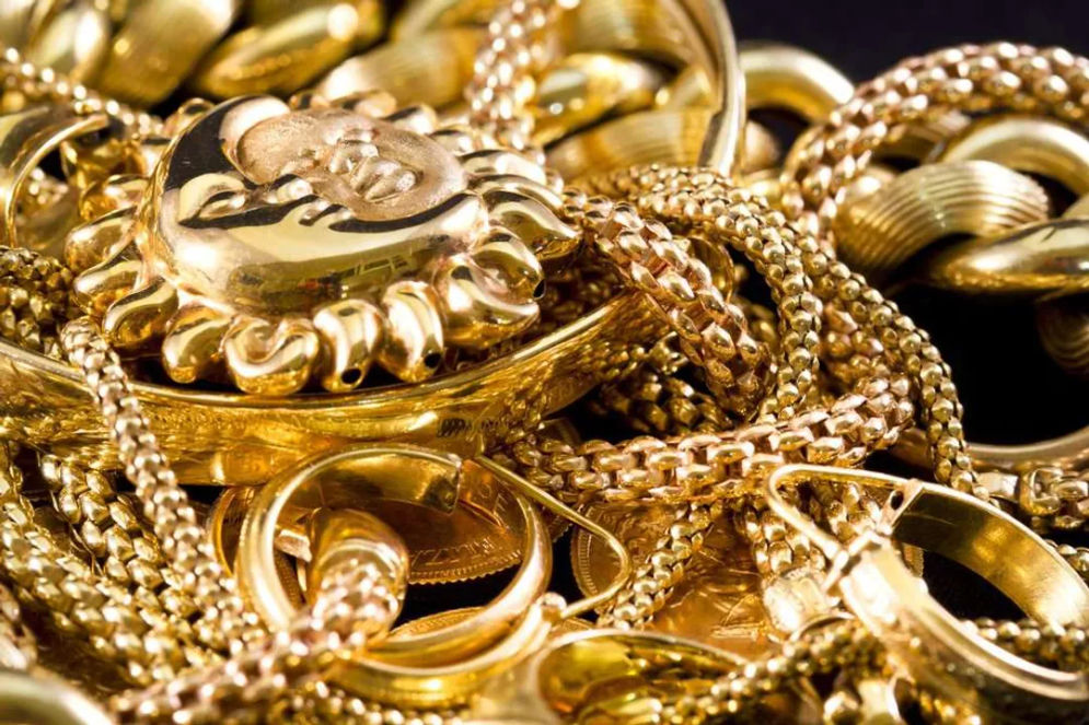 Generasi milenial menunjukkan minat yang lebih besar dalam berinvestasi pada emas