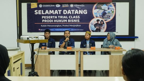 Prodi Hukum Bisnis IIB Darmajaya Gelar Trial Class kepada Calon Mahasiswa Baru