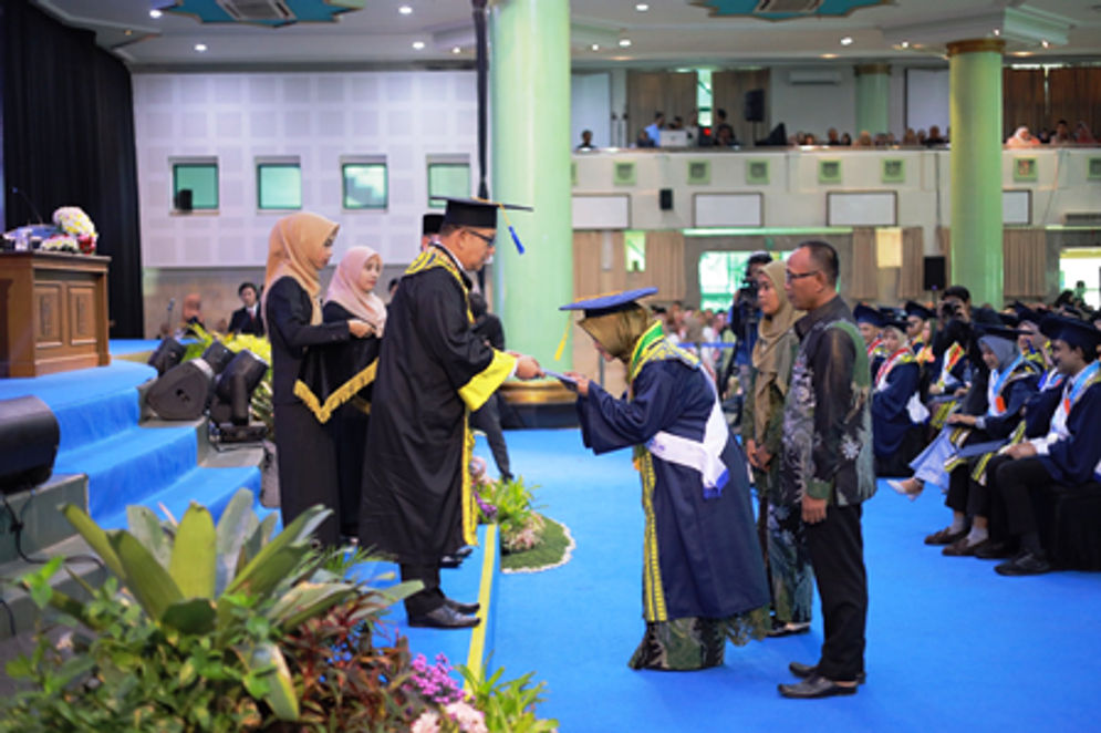 29072023-UII wisuda.png