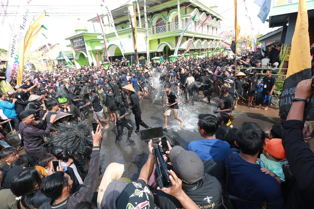 Kebo-keboan: Upacara Adat Khas Banyuwangi Agar Panen Melimpah