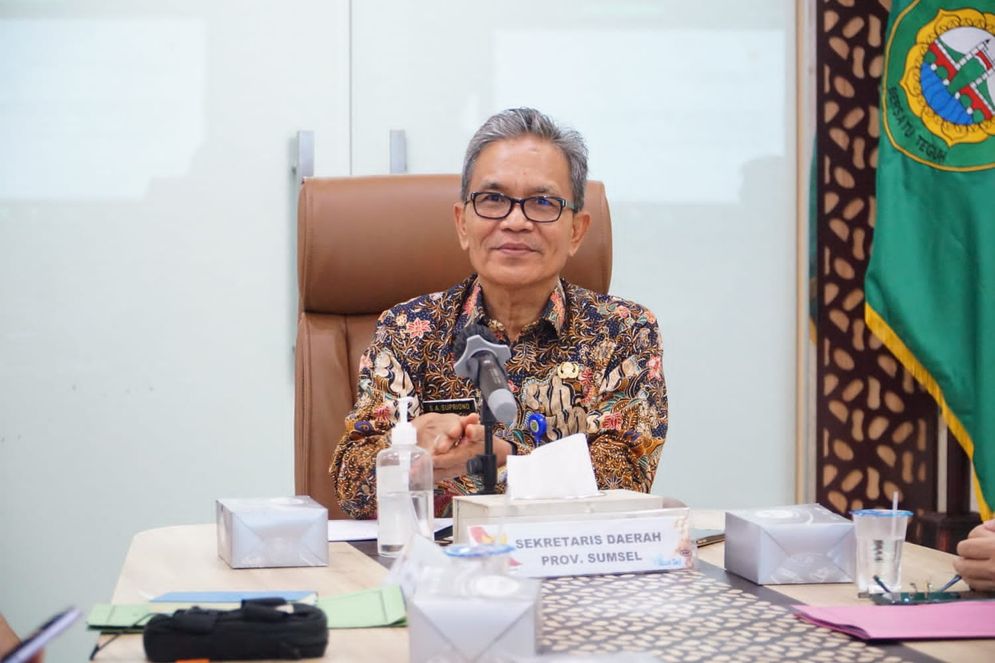 Sekda Sumsel Ikuti Sosialisasi Tata Kelola Industri Kelapa Sawit Virtual Bersama Menko Marves