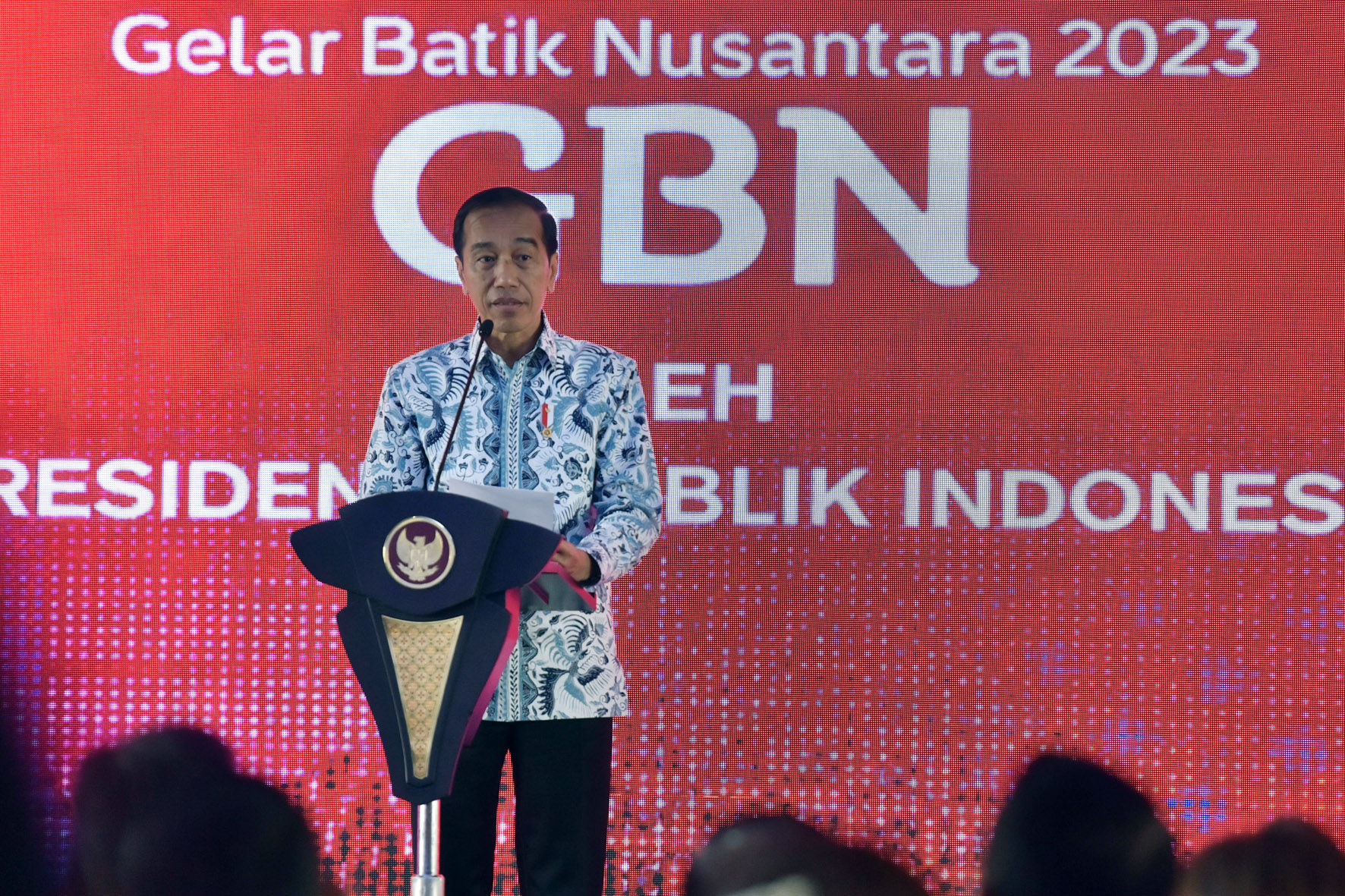 Presiden Jokowi membuka Gelar Batik Nusantara, di Senayan Park, Jakarta, Rabu (02/08/2023) pagi. (Foto: Humas Setkab/Jay)