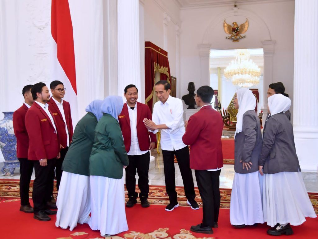Presiden Jokowi saat menerima PP Hima Persis di Istana Merdeka, Jakarta. (Foto: Rusman)