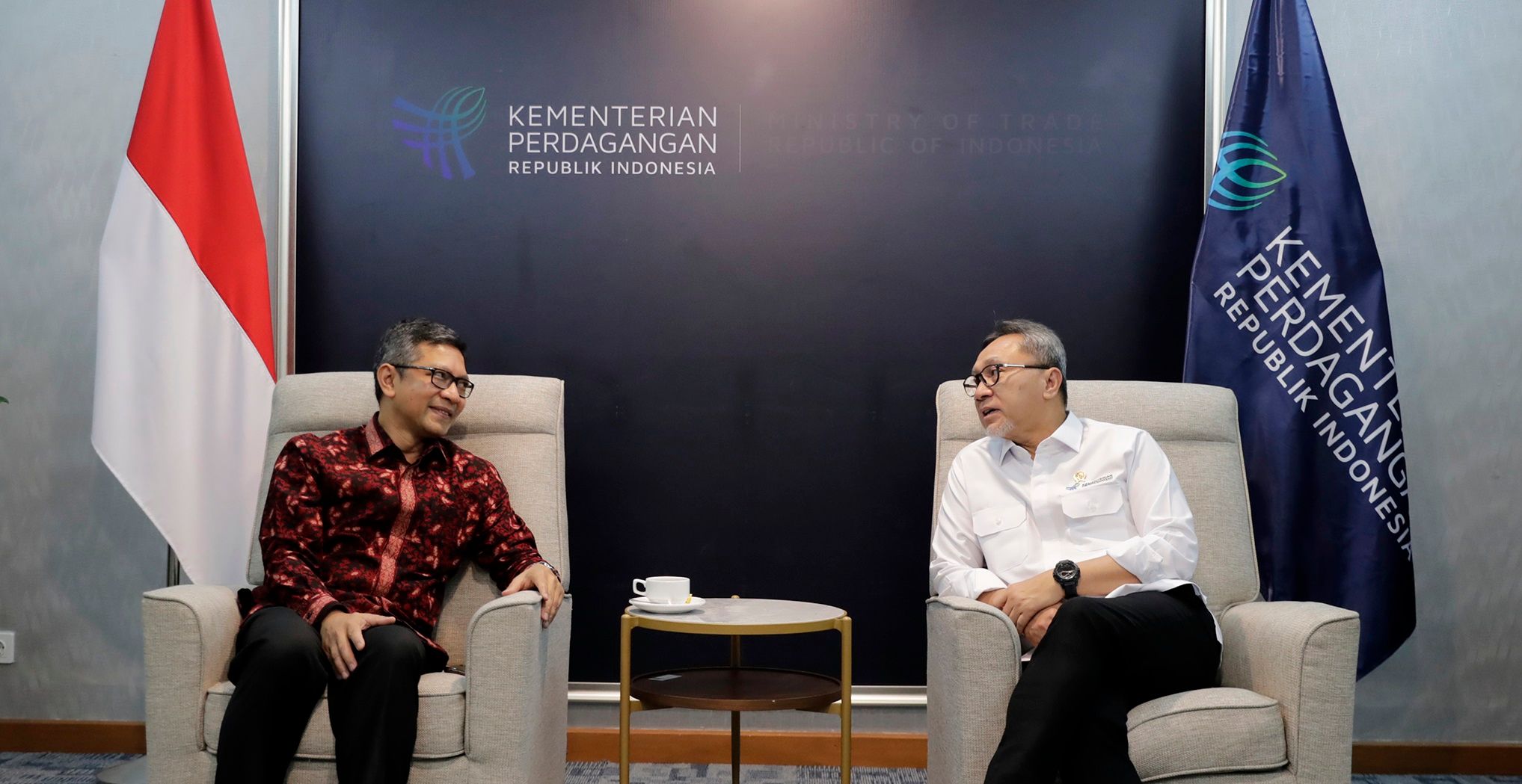 Menteri Perdagangan Zukifli Hasan melakukan pertemuan dengan Duta Besar LBBP RI Hanoi, Denny Abdi di Kantor Kementerian Perdagangan, Jakarta pada Kamis, 3 Agustus 2023.