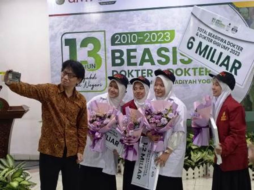 04082023-UMY beasiswa dokter.jpg