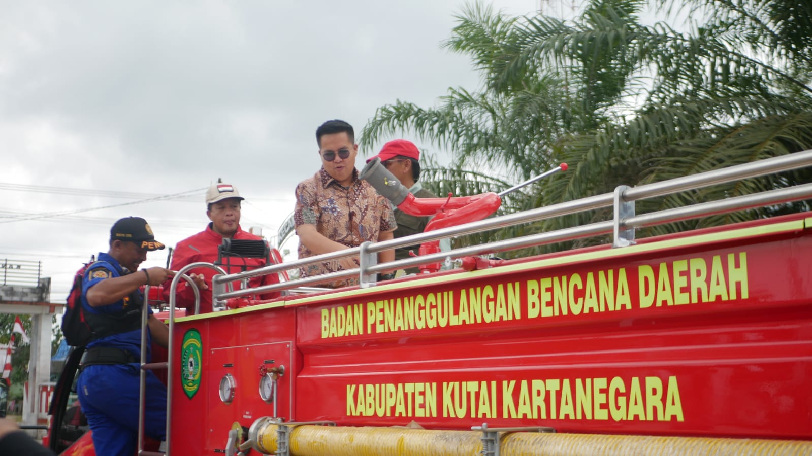 Miliki Mobil Pemadam Canggih, Rendi Solihin Minta Petugas Lebih Sigap