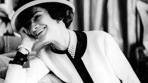 Lima Tips Fesyen untuk Tampil Elegan ala Coco Chanel