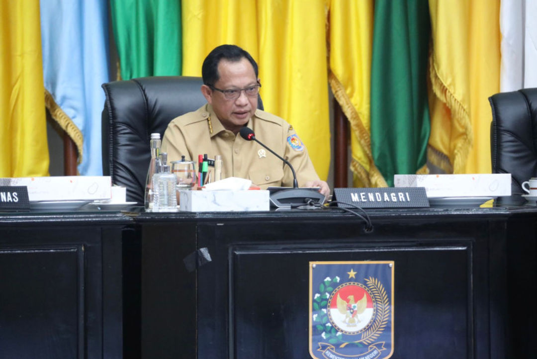 Menteri Dalam Negeri (Mendagri) Muhammad Tito Karnavian dalam Rapat Koordinasi Pengendalian Inflasi Daerah di Gedung Sasana Bhakti Praja, Kantor Pusat Kementerian Dalam Negeri (Kemendagri), Jakarta pada Senin, 7 Agustus 2023.