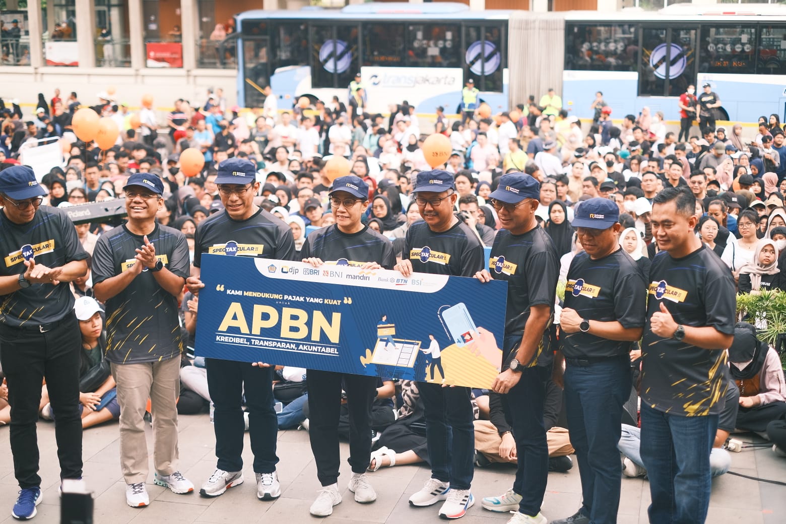 PT Bank Negara Indonesia (Persero) Tbk (BNI) bersama Direktorat Jenderal (Ditjen) Pajak mengadakan kampanye simpatik Spectaxcular 2023 pada Minggu 6 Agustus 2023 di Jakarta. 
