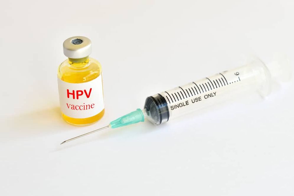  Delapan ribu lebih siswi kelas 5 tingkat SD di Bandarlampung akan menerima vaksinasi Human Papilloma Virus (HPV) guna mencegah kanker serviks